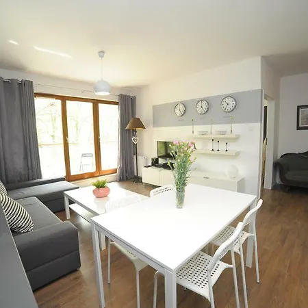 Clair Apartment - Hav Aparts Lägenhet Sopot