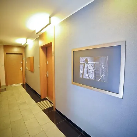 Clair Apartment - Hav Aparts Lägenhet Sopot